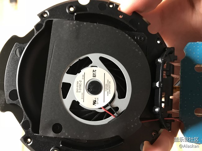 【拆解】三星第三代無線充電器拆解