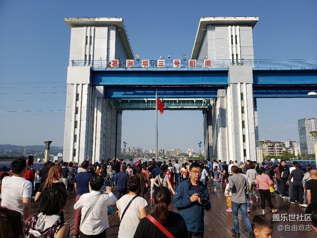 雄偉的三峽葛洲壩