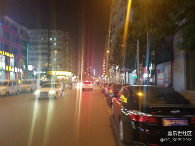 8.0的相機(jī)怎么成這樣咯