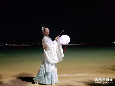 芭提雅海灘旁夜拍