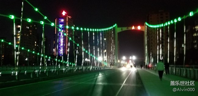 從機(jī)鋒下了谷歌相機(jī)??，放幾張圖大家感受下