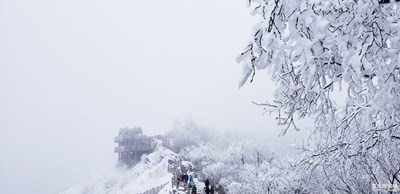 【百變天氣】+云里霧里