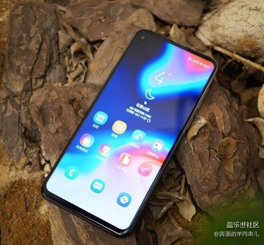 Galaxy A8s什么地方最吸引你？快來投票啦