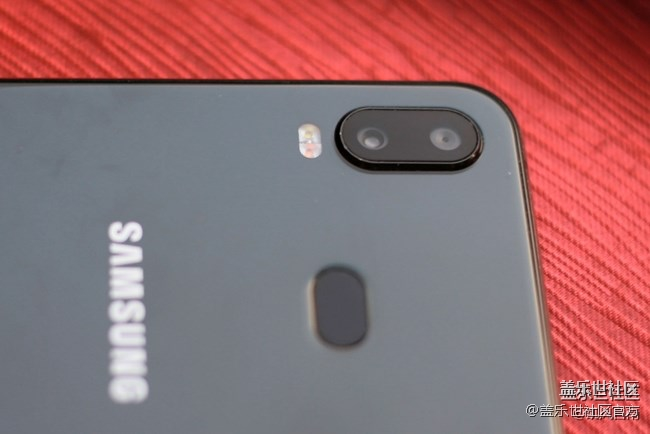 【126-127期：三星黑瞳全視屏 Galaxy A8s正式發(fā)布】