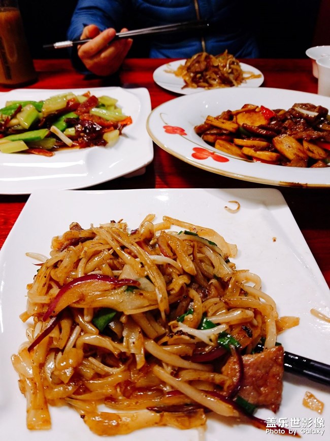 手機(jī)里的美食 地方特色美食
