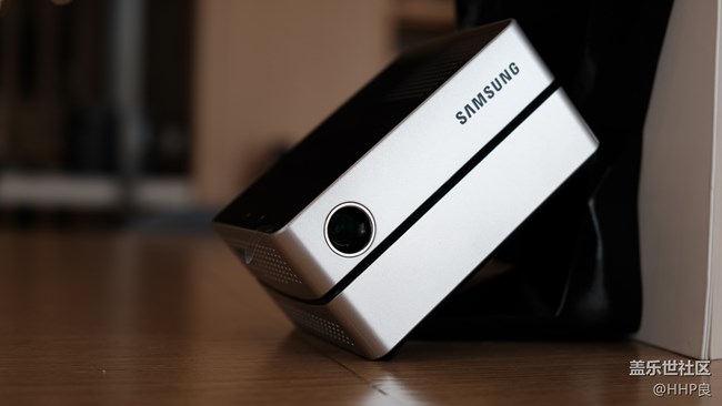 三星智能激光投影儀快速上手