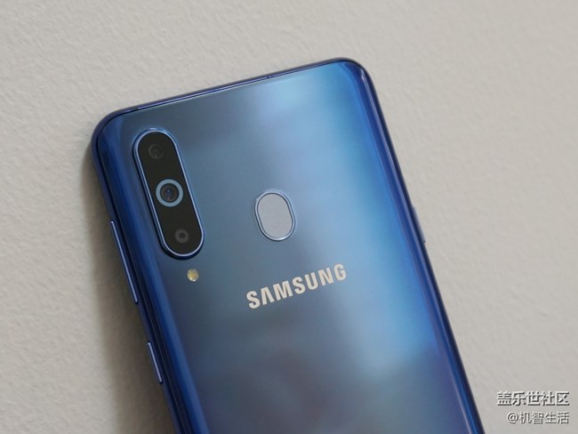 美輪美奐 原來(lái)你是這樣的漸變色Galaxy A8s