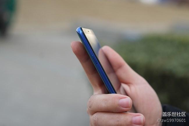 【A9s星粉體驗團】外觀&ID設(shè)計 Galaxy A9s評測Part1