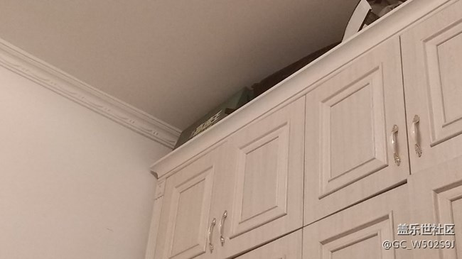 看到優(yōu)點(diǎn)還要看缺點(diǎn)，說一下拍照和主題的不足吧