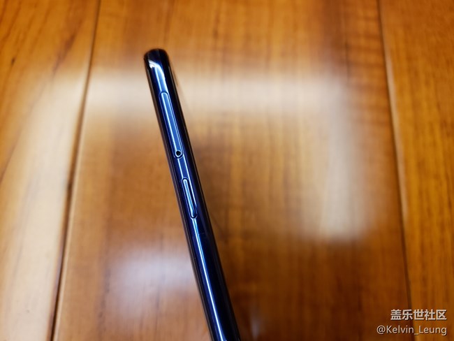 A8s上手，一個黑瞳，洞見未來。