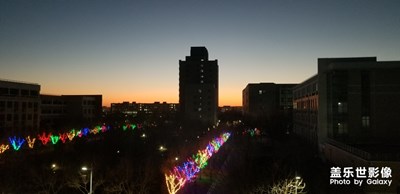 學(xué)校的清晨