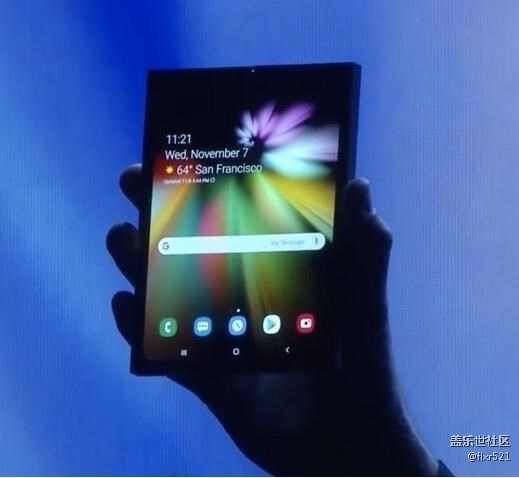 三星Galaxy F折疊屏手機渲染圖：像兩臺Note9？？