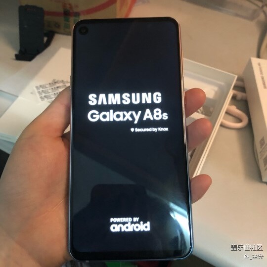 三星A8S首批用戶曬單照，也太好看了吧！