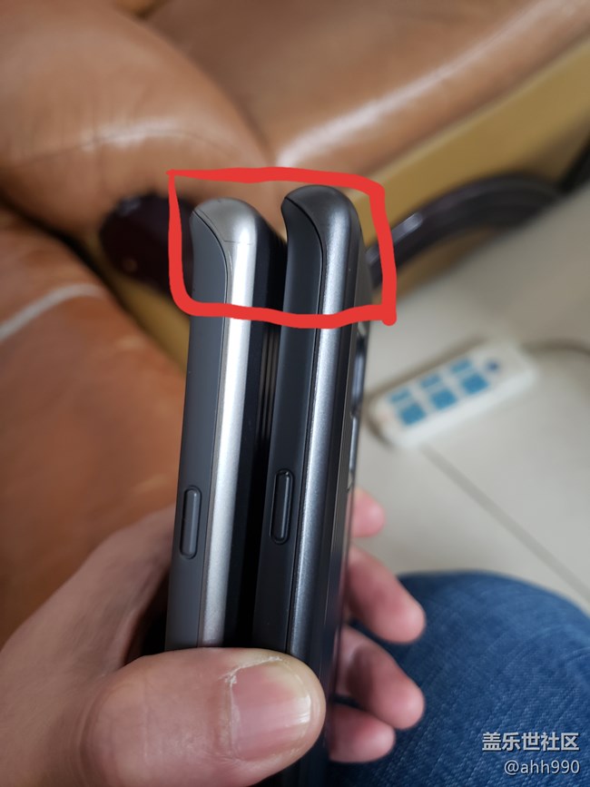 Note9官方行李箱手機(jī)殼和官方插卡式真皮套成閑置了