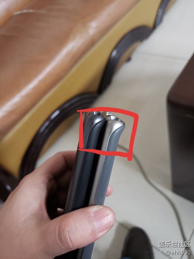 Note9官方行李箱手機(jī)殼和官方插卡式真皮套成閑置了