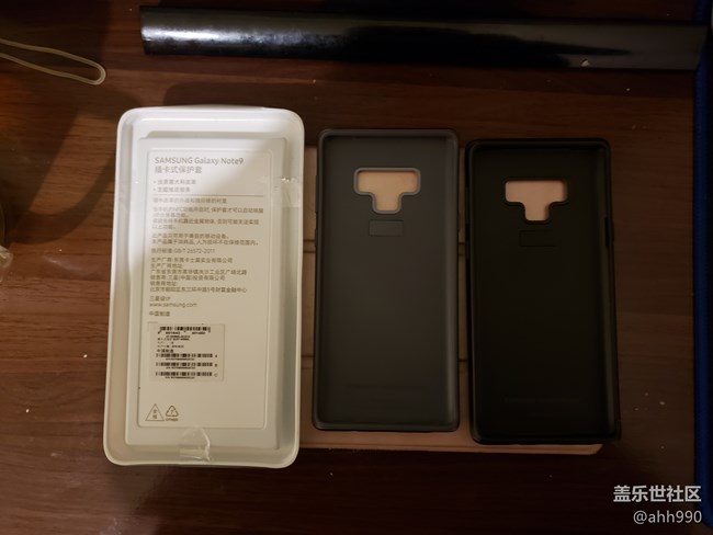 Note9官方行李箱手機(jī)殼和官方插卡式真皮套成閑置了
