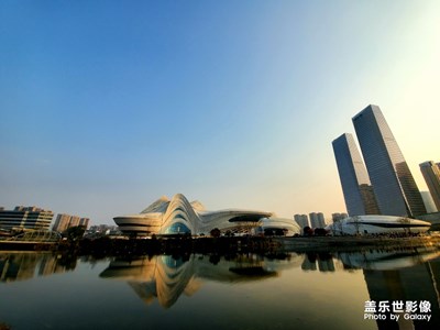 s10廣角真爽，可以不用帶單反了。