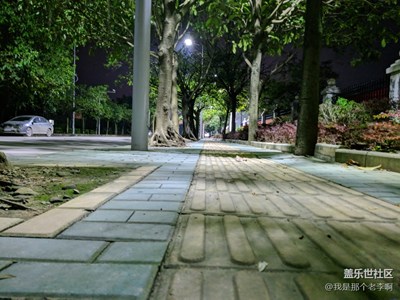 周末快樂，基層工作者剛剛結(jié)束了日常的加班，上幾張夜拍。