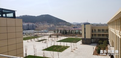 山東財經(jīng)大學(xué)圣經(jīng)校區(qū)后山