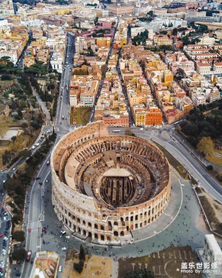 古羅馬斗獸場(chǎng)