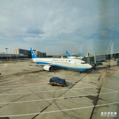 飛機(jī)與天空