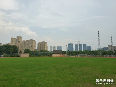 s10+直出，不放大看還是很滿意的