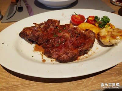 【盛夏光年】+美食為伴