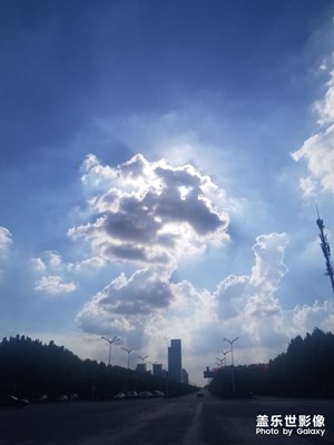 天空的云
