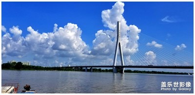 【淺秋時(shí)光】+風(fēng)云變幻的松花江畔