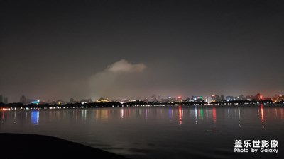 夜晚杭州西湖