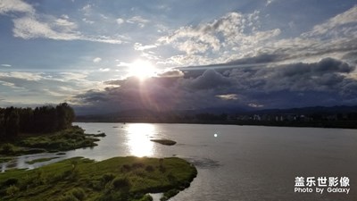 【天邊的云】+盛夏的云