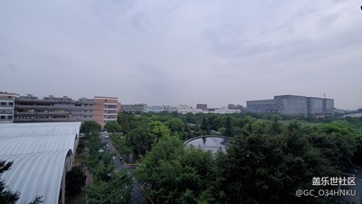 張江高科，白色世界