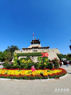 【愛(ài)在深秋】+湛藍(lán)天空