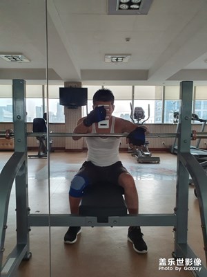 周末的一個(gè)下午