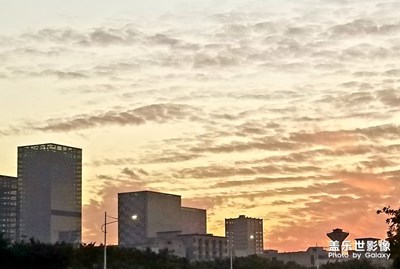 【色彩】天邊的云