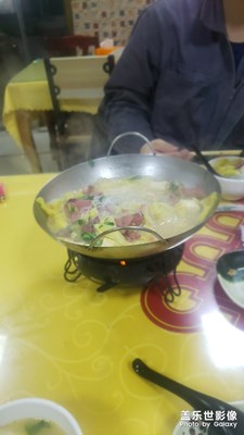 天冷多喝湯