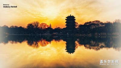 正月晴和風氣新 紛紛已有醉游人