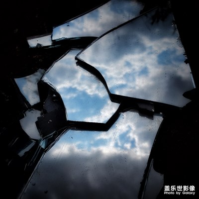 不能發(fā)舊手機(jī)拍的照片，對(duì)此感到很遺憾