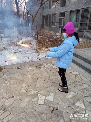 【鼠年吉祥】+陪女兒放煙花