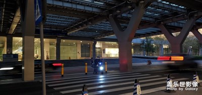 疫情 下雨? 外賣小哥