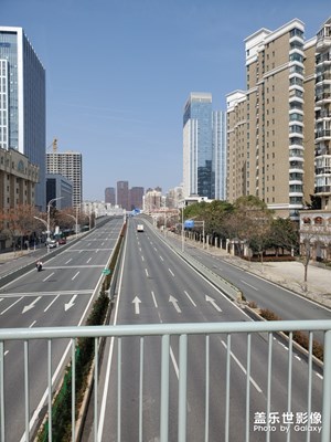 樂在當(dāng)下  不負(fù)好時光