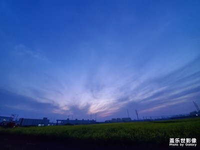 美不一定要刻意去發(fā)現(xiàn)。