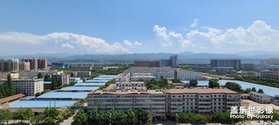 又是一片藍(lán)天，漂亮嗎？
