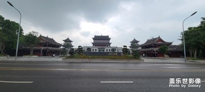 公園門口沒進(jìn)去
