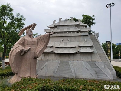 【盛夏時(shí)光】+雕像