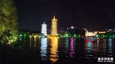 桂林日月雙塔夜景