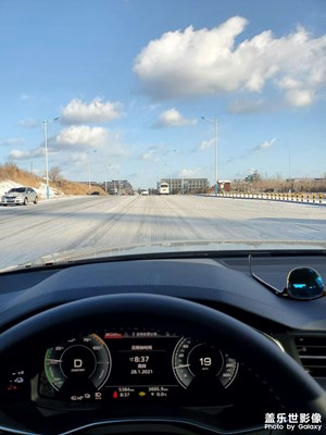 又是一個(gè)小雪天