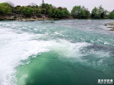 騎行白云村空氣好風(fēng)景美