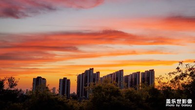 美麗晚霞，童話世界
