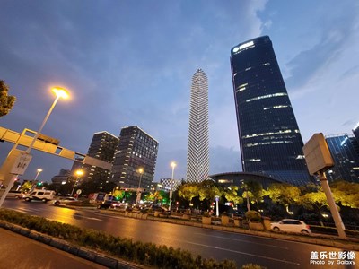 金雞湖圓融時代廣場夜景